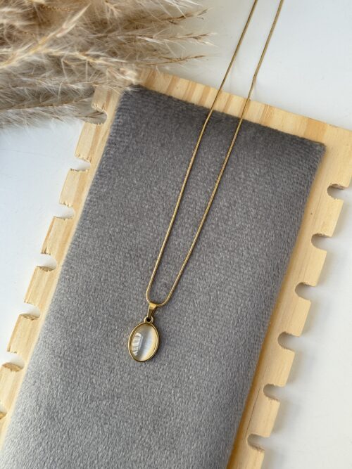 Soft Grace White Necklace