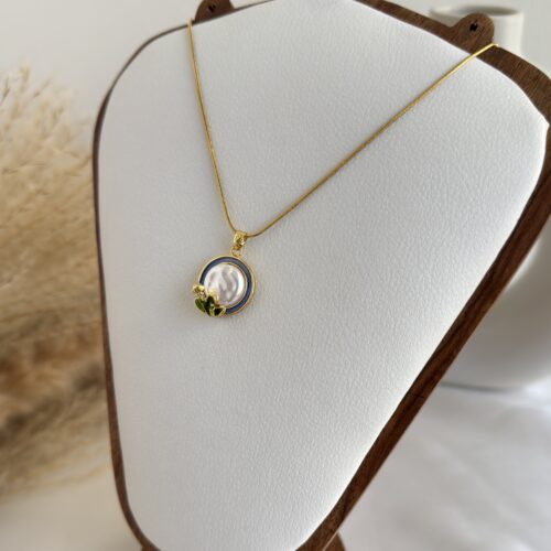 Ocean Calm Blue Necklace