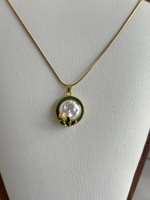 Ocean Calm Green Necklace