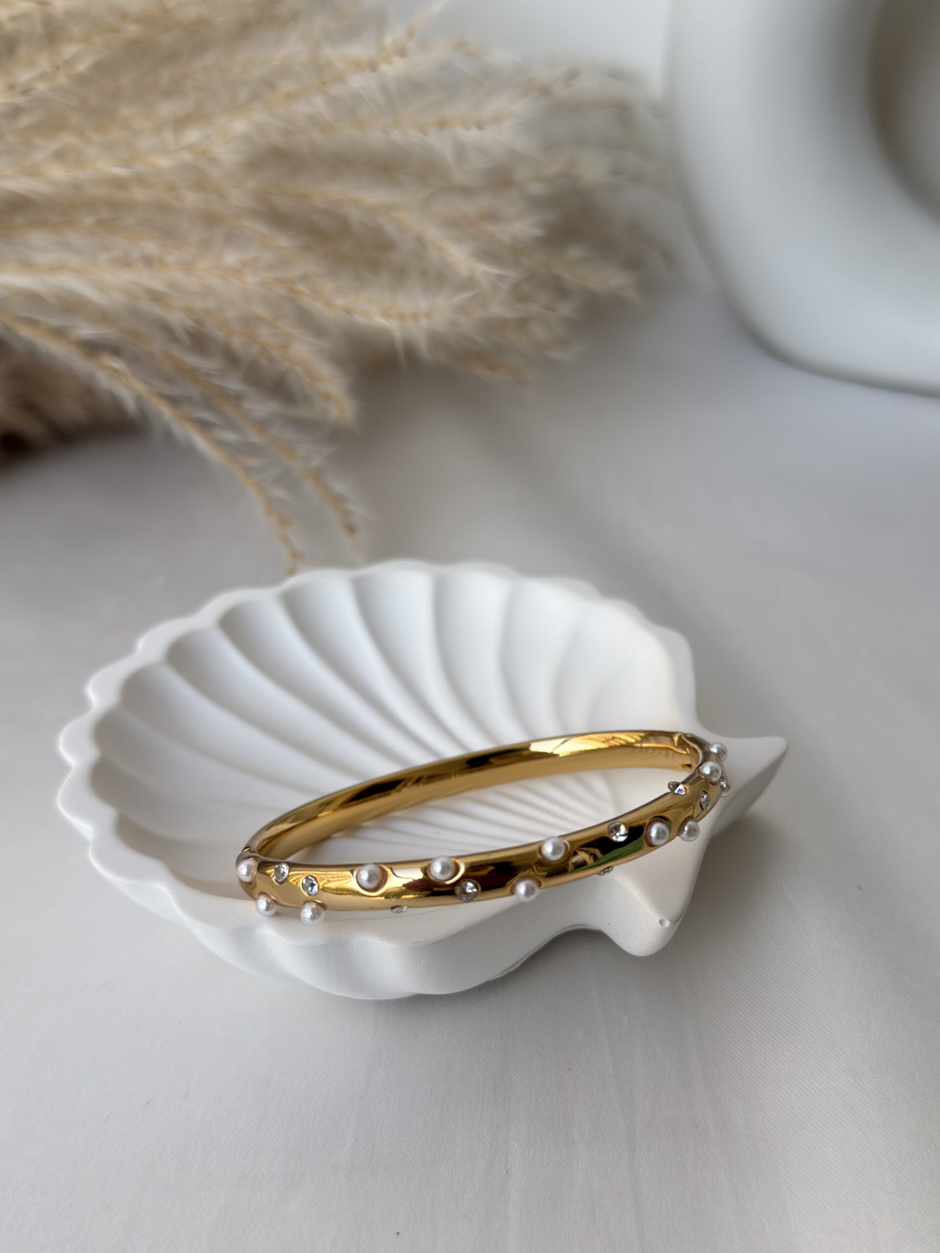 Pearl Halo Bangle