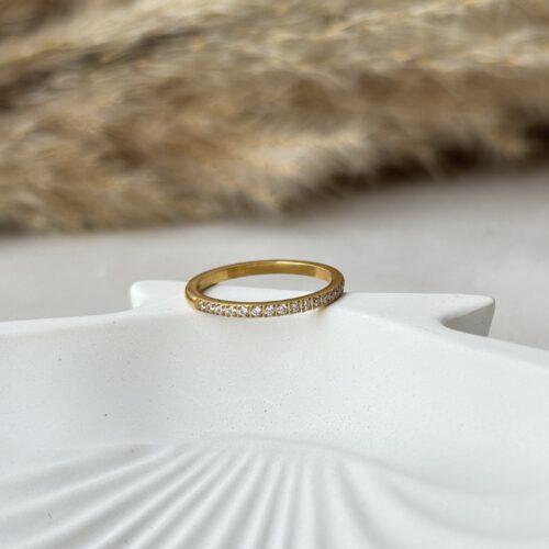 Minimal Glow Slim Ring