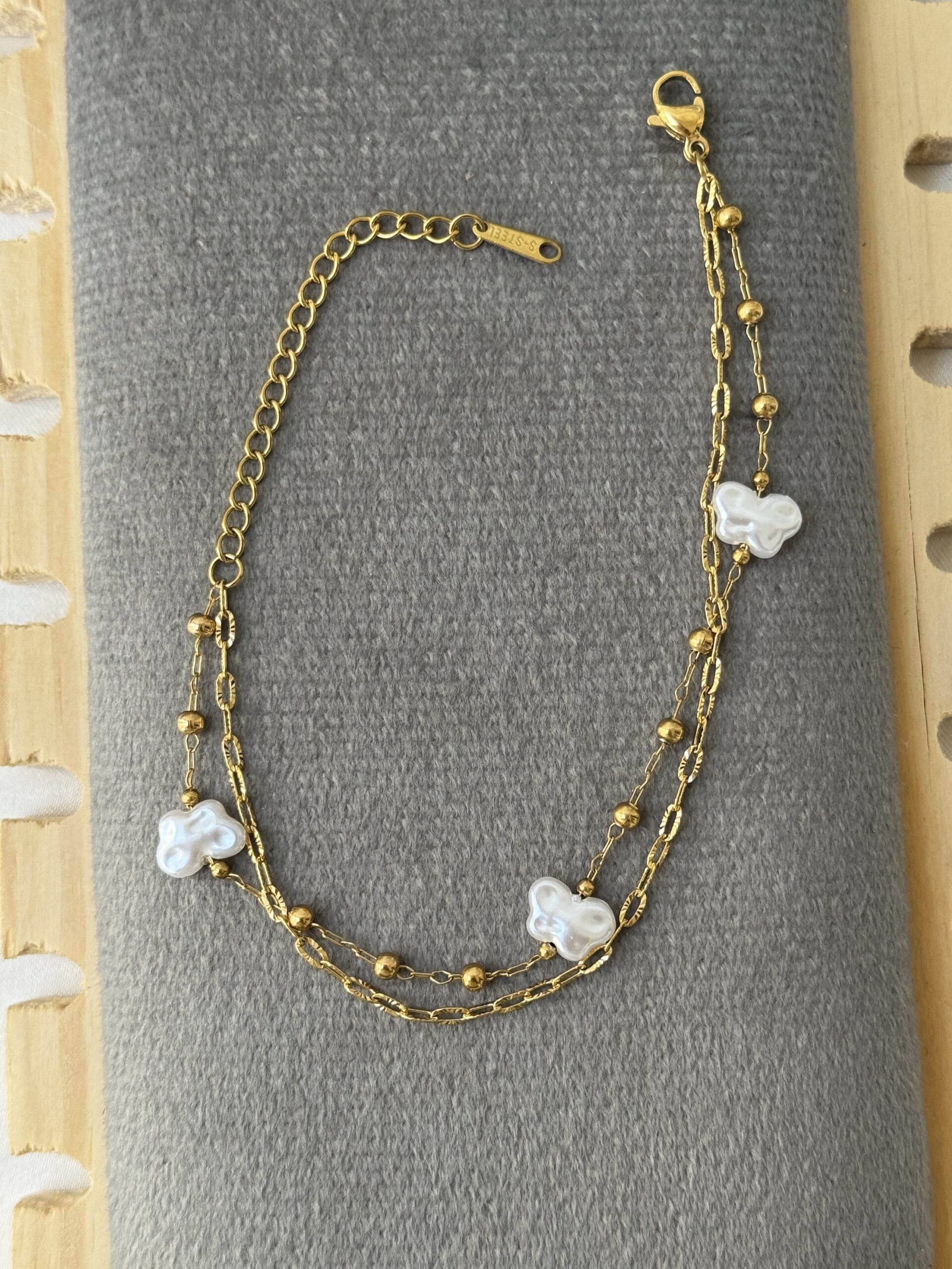 Cloud Crush Hand Bracelet