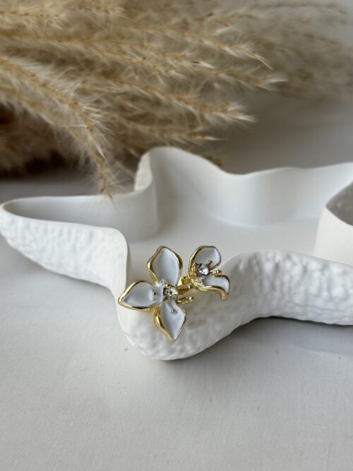 Ivory Shine Ring