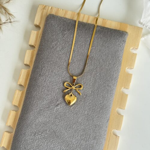 Warm Bow Heart Necklace