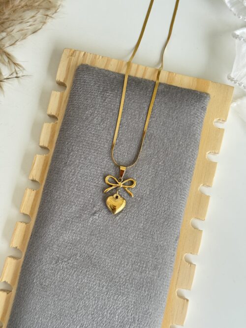 Warm Bow Heart Necklace