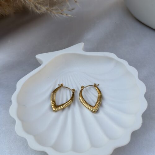 Sculpted Leaf Hoops