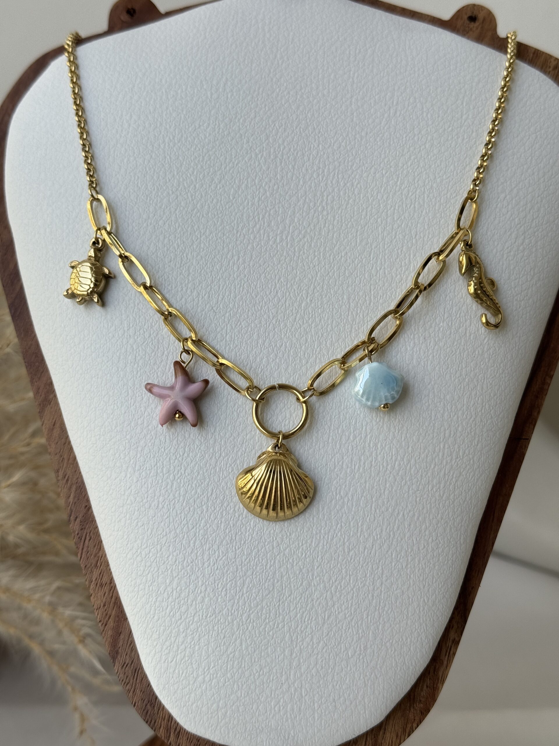 Offbeat Aquatic Necklace
