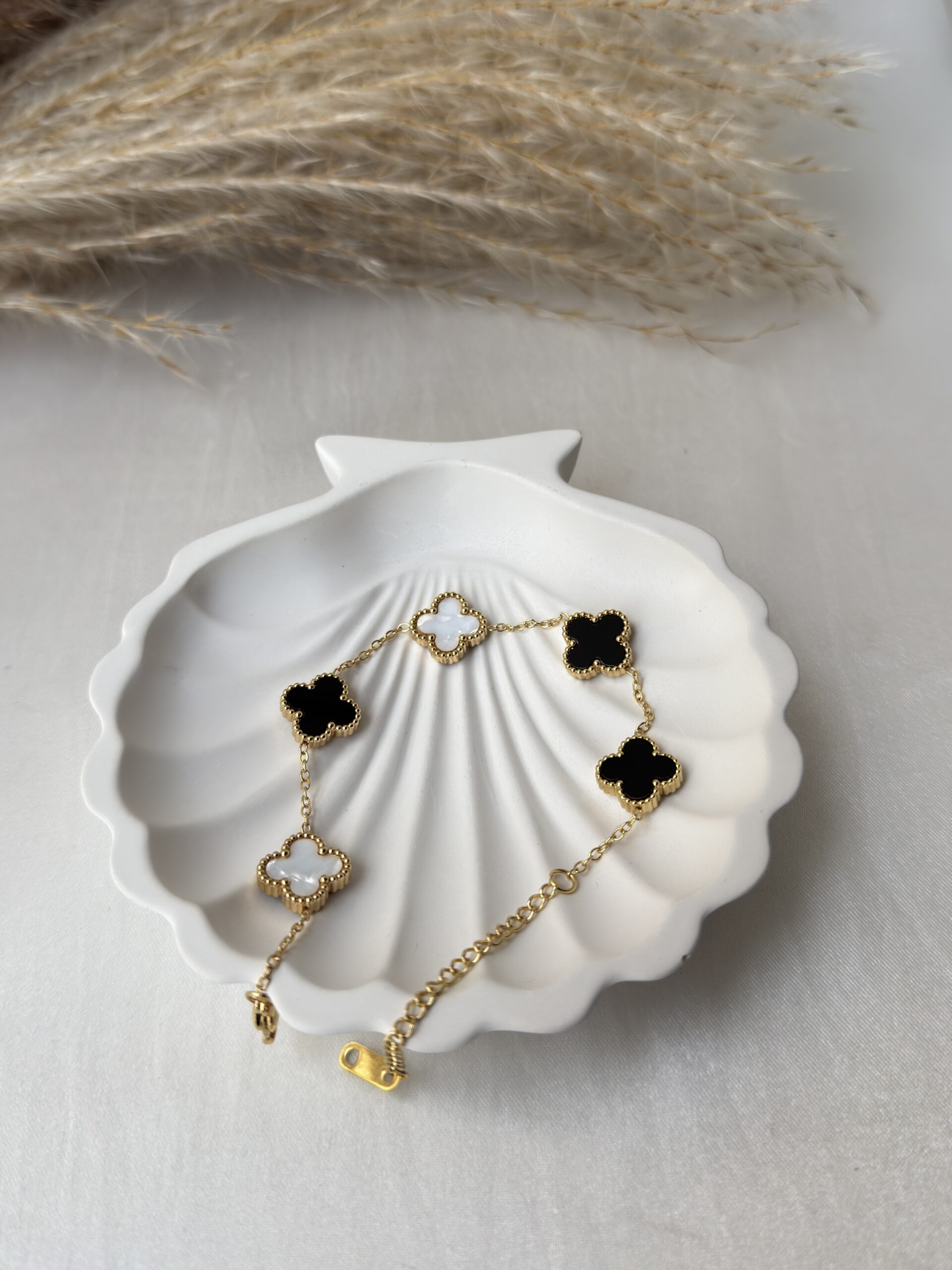 Reversible Clover Bracelet