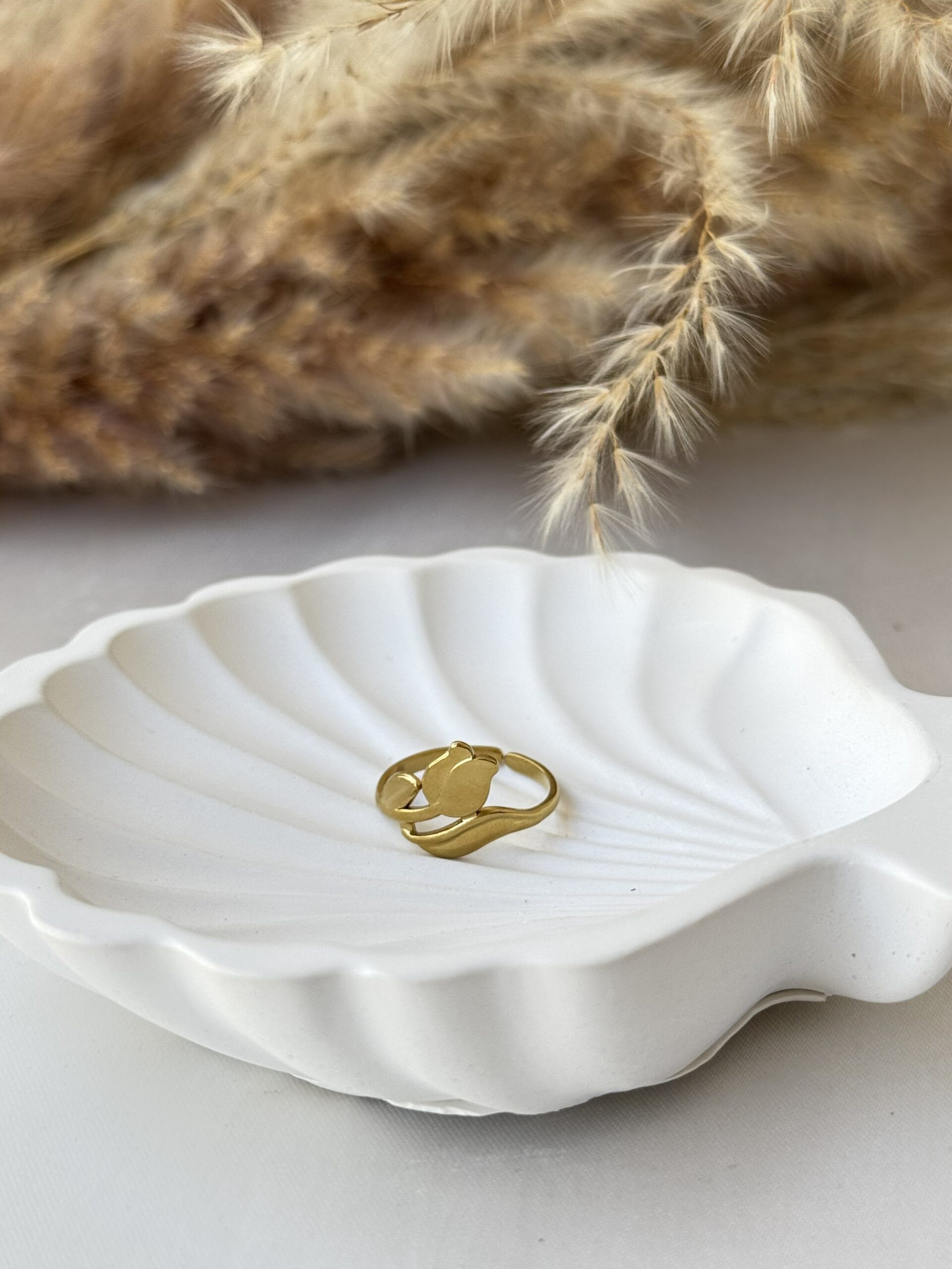 Adjustable Rose Ring