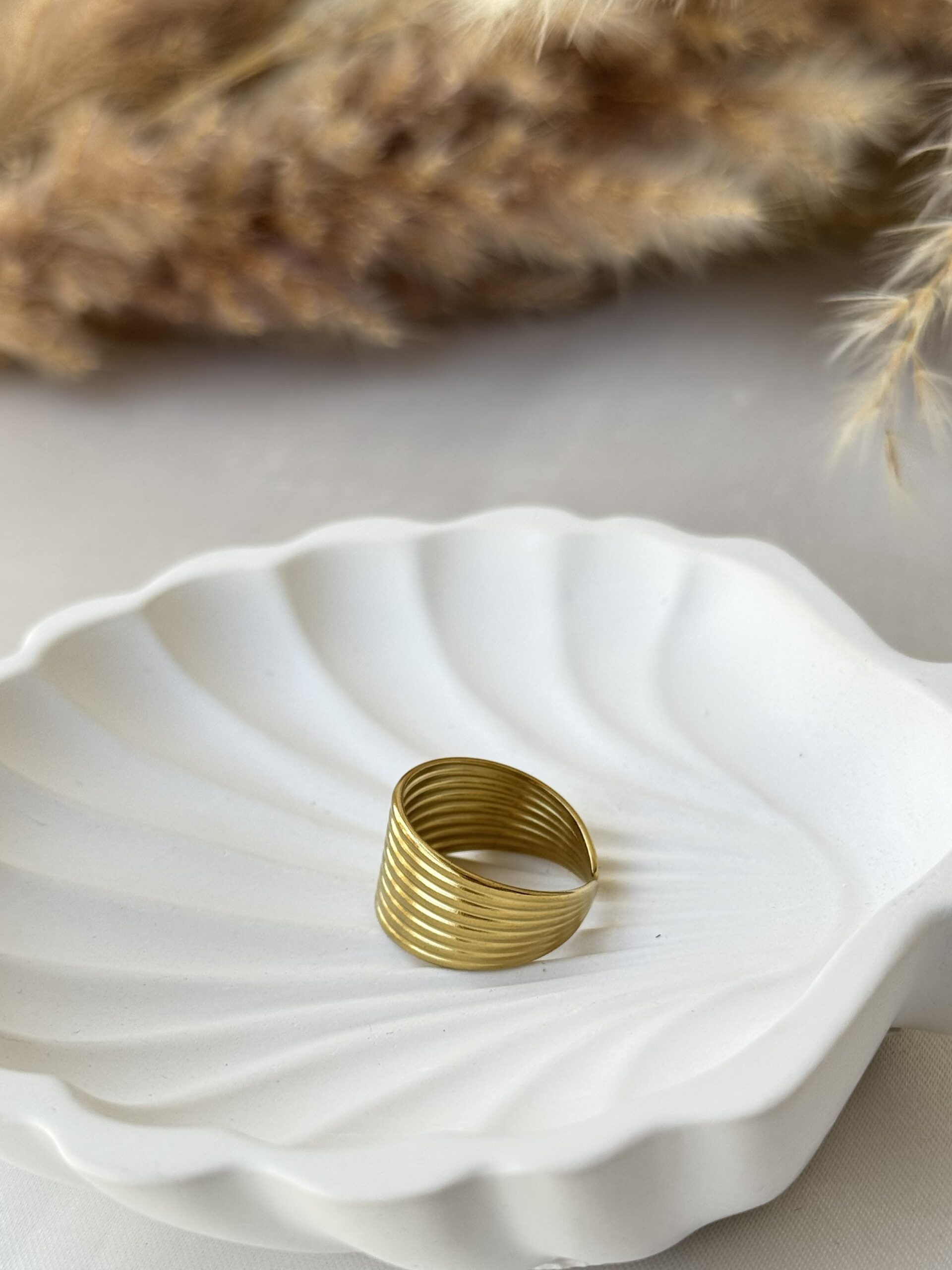 Adjustable Stack Ring