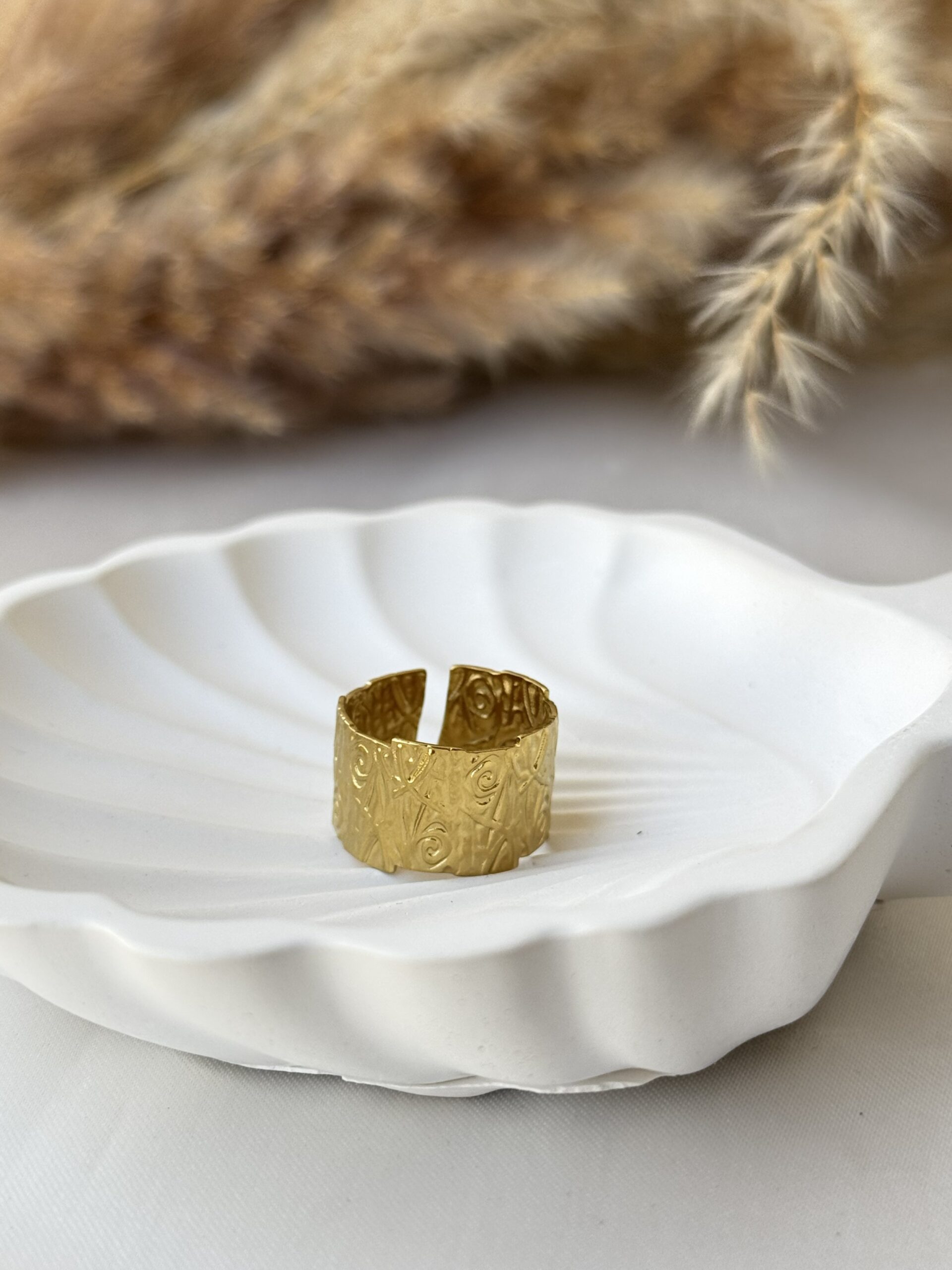 Adjustable Pattern Ring