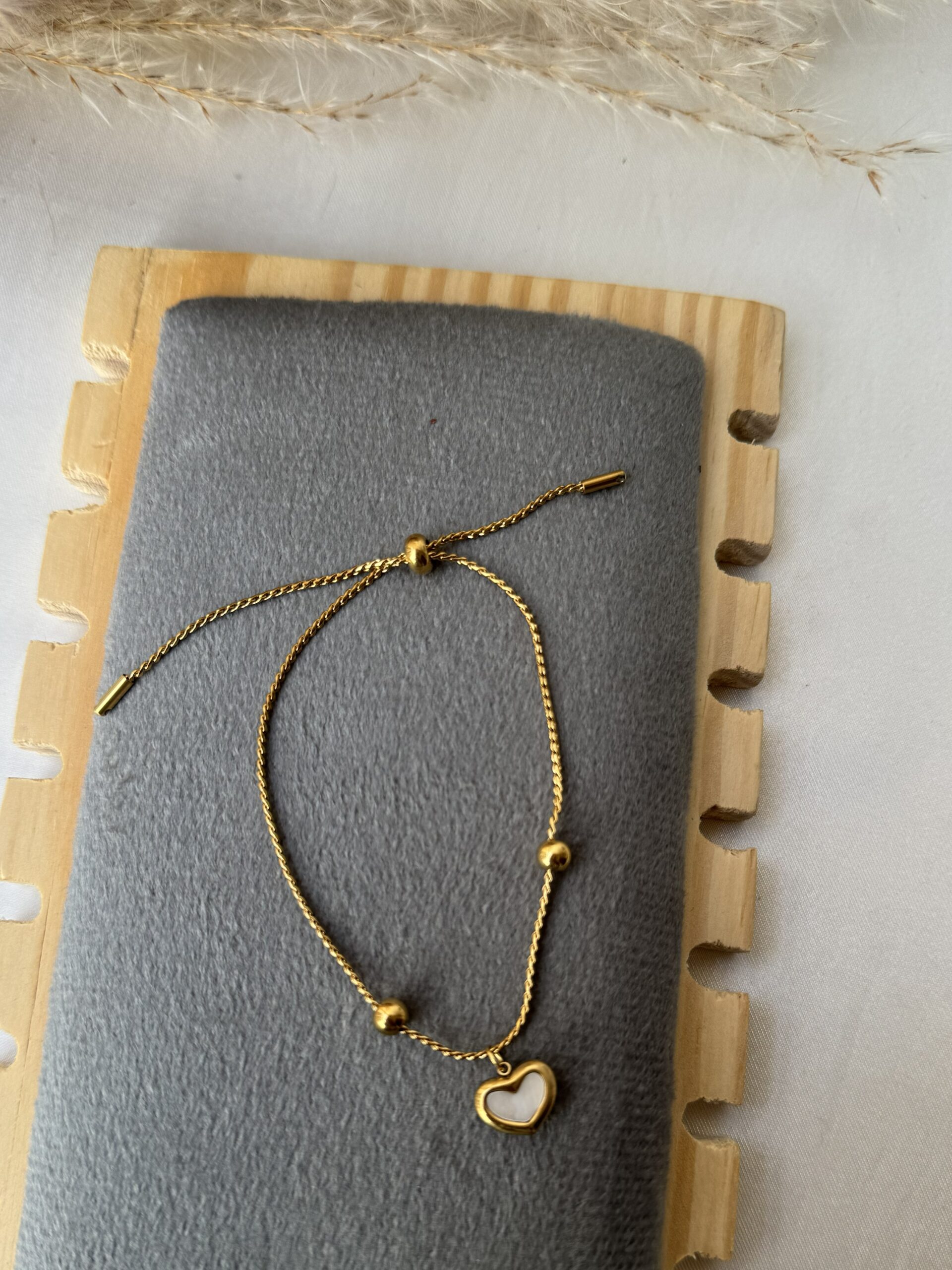 Elara Heart Bracelet