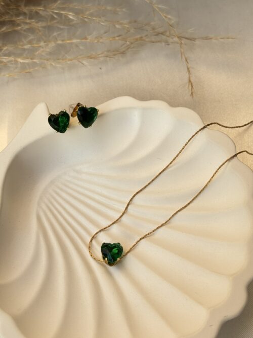 Emerald Heart Necklace Jewellery Set