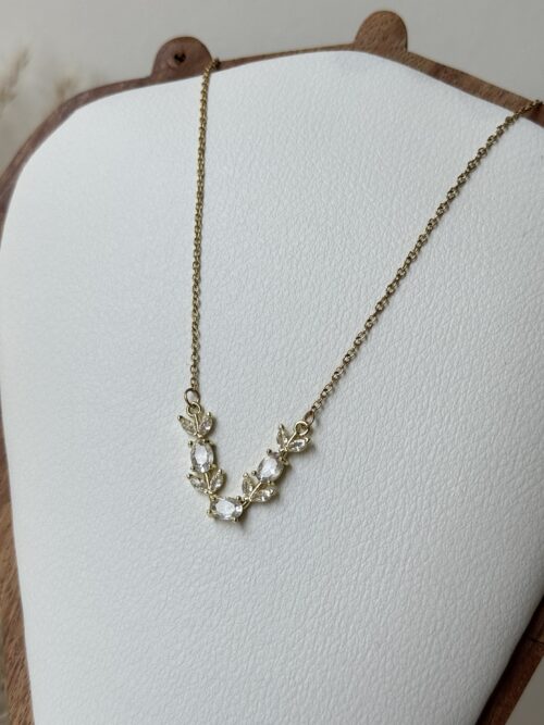 Snow Crystal Tulip Necklace