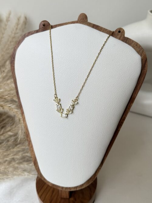 Snow Crystal Tulip Necklace