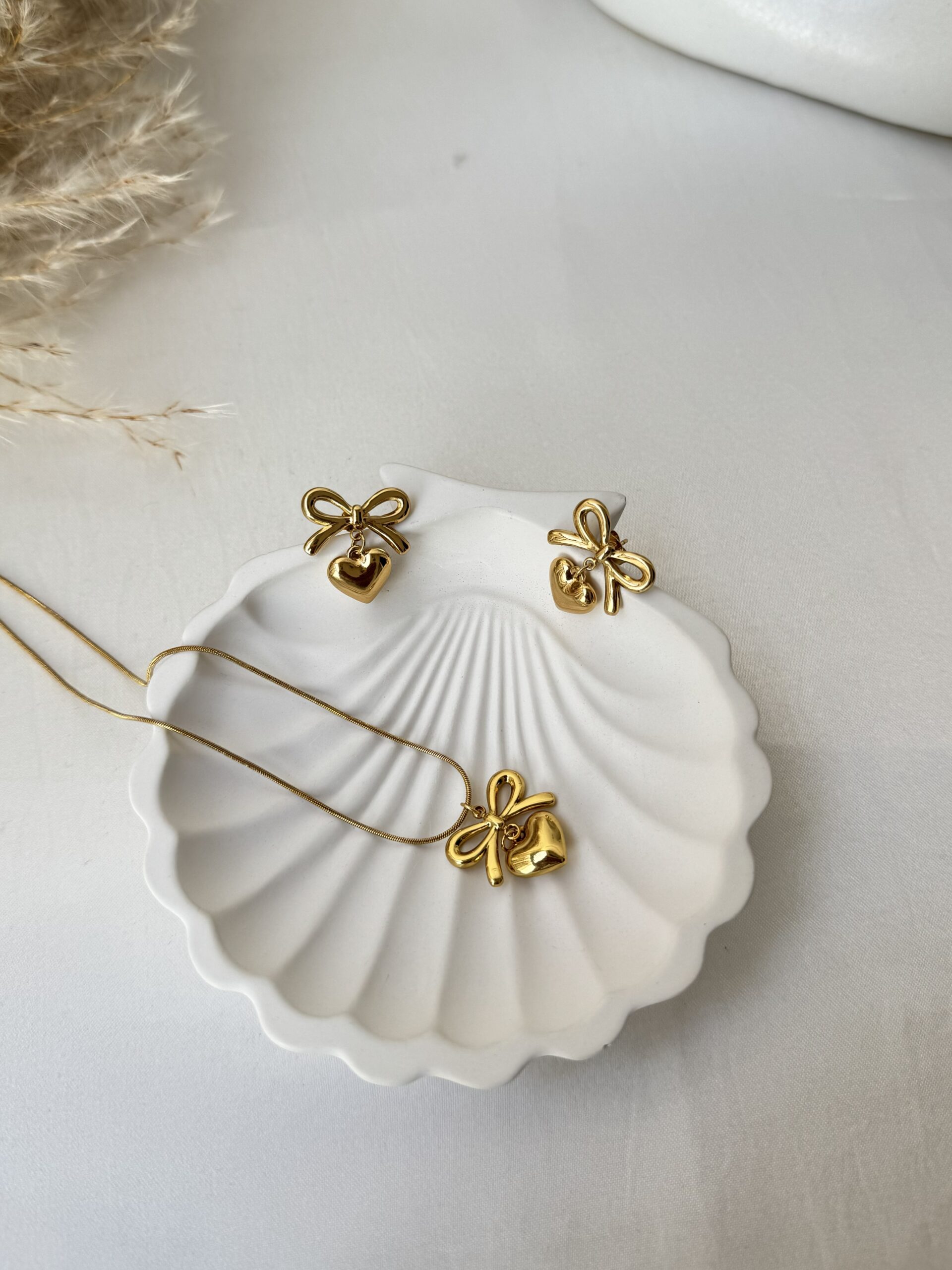 Bow Heart Necklace Combo Set