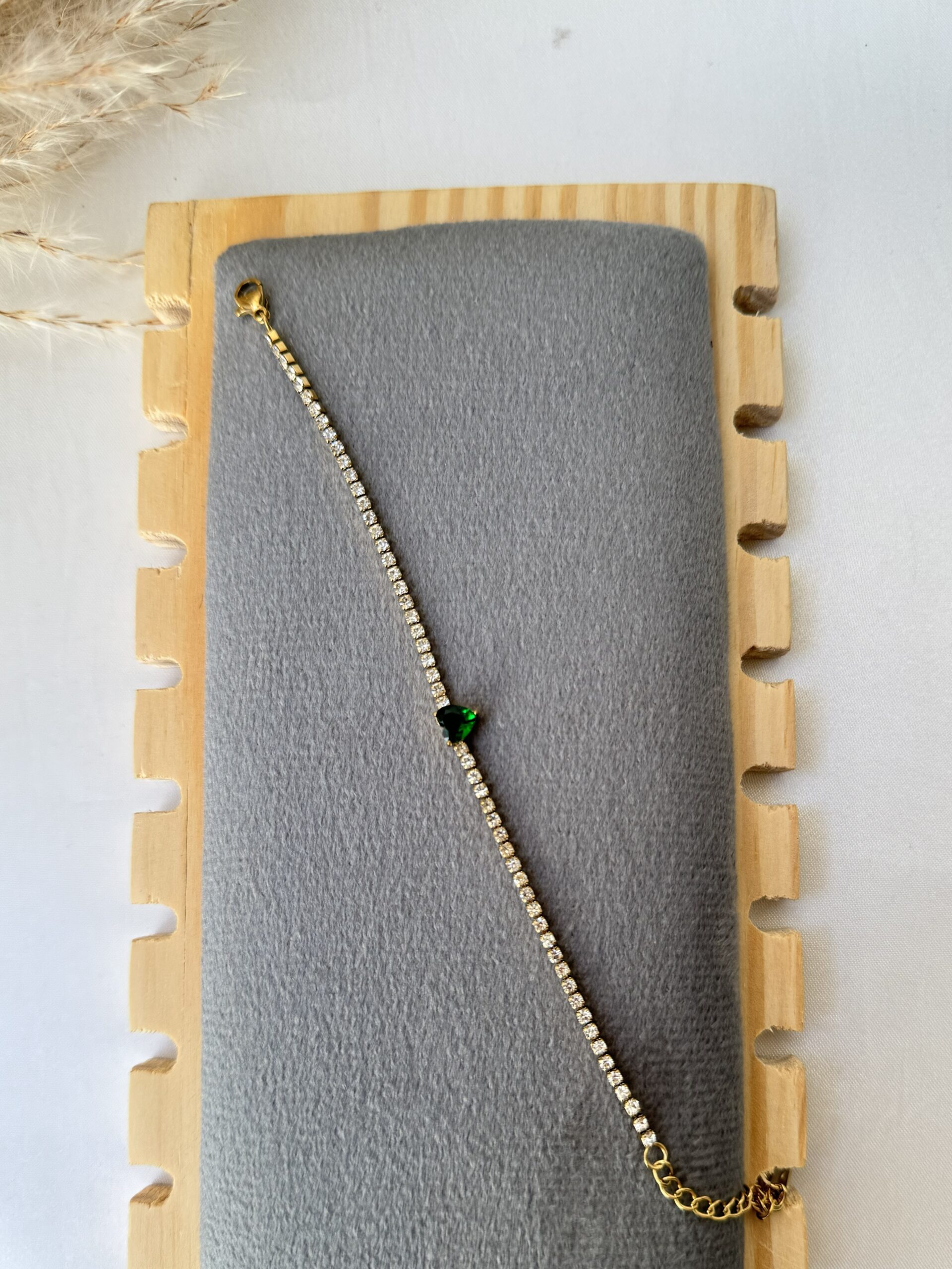 Green Heart Glow Bracelet