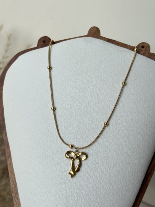 Ribbon Charm Necklace