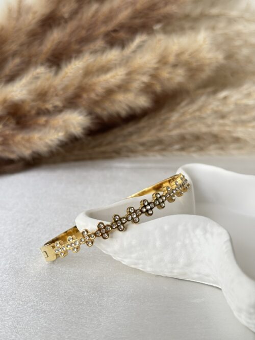 Diamond Dew Lock Bangle