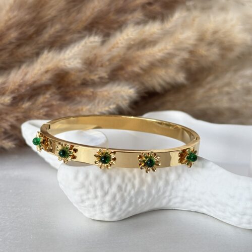Main Verde Petal Lock Bangle