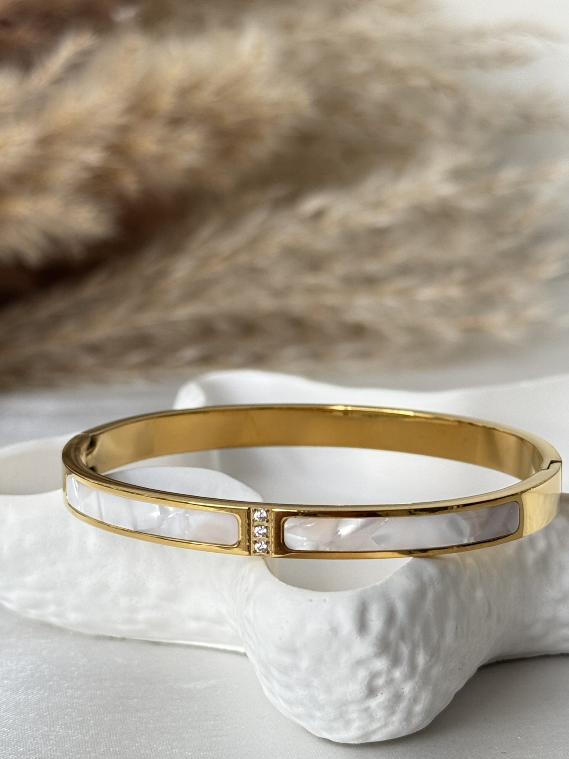 Opaline Luxe Bangle